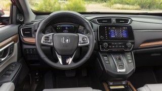Nhìn lại nội thất của Honda CR-V qua các thế hệ