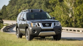Nissan hồi sinh huyền thoại đối đầu Toyota Land Cruiser Prado