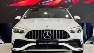 Mercedes-AMG C43 2025 tăng nhẹ tại đại lý kèm bổ sung trang bị
