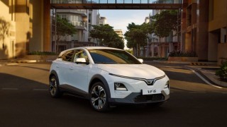 VinFast kỳ vọng tiêu thụ 200.000 xe điện năm 2025: Kế hoạch tăng tốc giữa bối cảnh cạnh tranh mới