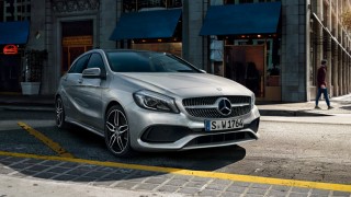 Đánh giá xe Mercedes A250 2020: Hoàn hảo không 'góc chết'