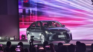 Toyota Vios 2023 ra mắt Thái Lan: Diện mạo mới, thêm trang bị, giá quy đổi từ 356 triệu đồng
