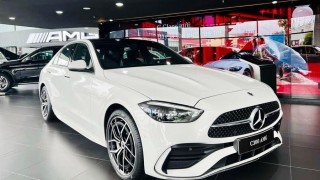 BMW, Mercedes-Benz, Volvo đồng loạt xả kho, ưu đãi lên tới 600 triệu đồng