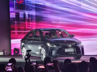 Toyota Vios 2023 ra mắt Thái Lan: Diện mạo mới, thêm trang bị, giá quy đổi từ 356 triệu đồng