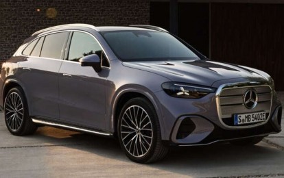 Điểm tin ô tô 13/12:Mercedes-Benz GLC trình làng, Hilux đạt điểm an toàn tối đa, ô tô Hàn ‘xả kho’