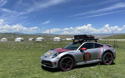 Hành trình tay chơi Việt mang Porsche 911 Dakar băng đèo, vượt núi hiểm tại Trung Quốc