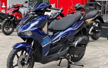 Honda AirBlade, Honda SH chênh giá cao nhất 12 triệu đồng trong tháng cao điểm