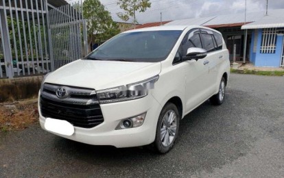 Toyota Innova 2017 số sàn rao bán chưa đầy 400 triệu sau 7 năm lăn bánh