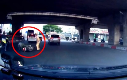 Bác bỏ thông tin “CSGT xô người đi xe máy”, tài xế xe máy có nồng độ cồn kịch khung