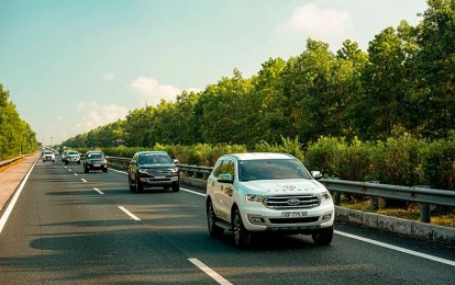 Phát hiện ô tô con phóng 96km/h trong khu dân cư, 14 lần vi phạm tốc độ bị phanh phui