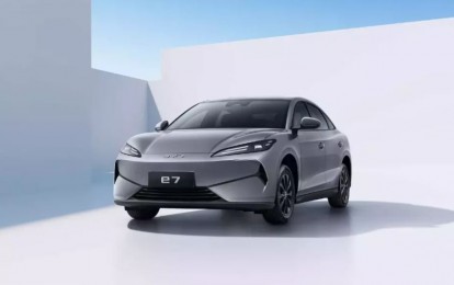 BYD ra mắt mẫu xe điện hạng D siêu rẻ: Giá quy đổi hơn 360 triệu, chạy 520 km/ sạc