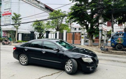 Toyota Camry gặp sự cố 'rơi bánh' giữa phố: Câu chuyện không chỉ là lỗi của thợ sửa xe