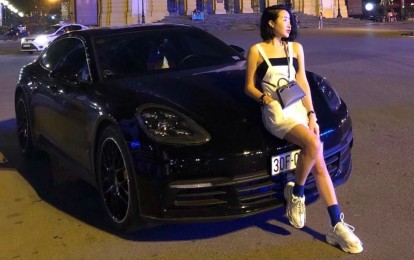 'Hot mom 7 con' Cún Bông và dàn siêu xe tiền tỷ trước khi vướng vòng lao lý