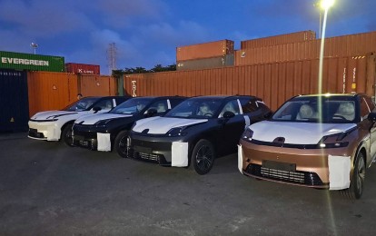 Lô Lynk & Co 08 đầu tiên về Việt Nam: SUV công nghệ cao, giá bán khiến Santa Fe phải dè chừng