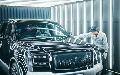 'Choáng' với mức độ tỉ mỉ để sản xuất ra một chiếc Toyota Crown SUV