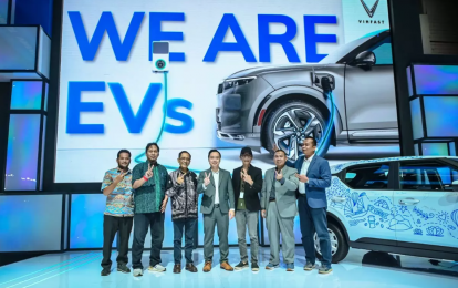 Vừa chào sân Indonesia, VinFast lập tức có hợp đồng bán xe khủng