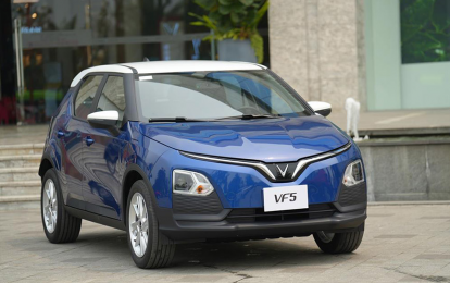 Xe điện 'lên ngôi', VinFast lần đầu dẫn đầu thị trường ô tô Việt Nam