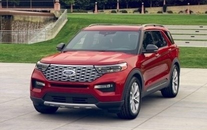 Sau 3 năm sử dụng, Ford Explorer 2021 được chủ nhân bán lại với giá khó tin