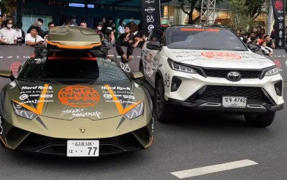 Cận cảnh Toyota Fortuner Legender - Nhân tố lạ trong dàn siêu xe tham dự Gumball 3000 2024