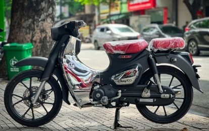 Honda Super Cub C125 phiên bản đặc biệt có giá cao hơn một chiếc SH 350i mới tại Việt Nam