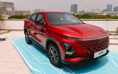 Omoda C5 - Đối thủ Mitsubishi Xforce có thêm bản mới tại Việt Nam, giá rẻ ngang xe hạng A