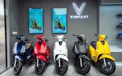 Người Việt ngày càng ưa chuộng xe máy điện, thị trường tiếp đà khởi sắc