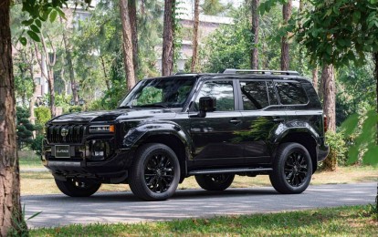 Giá hơn 3 tỷ đồng, Toyota Land Cruiser Prado vẫn bán chạy hơn nhiều mẫu xe phổ thông