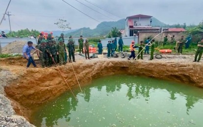 Vụ xe máy lao xuống 'hố tử thần' ở Bắc Kạn: Đã xác định danh tính nạn nhân