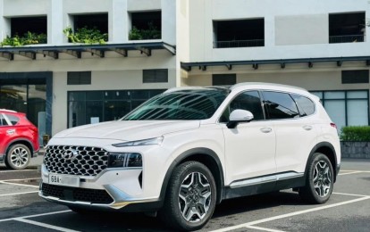 Hyundai Santa Fe máy dầu đời cũ trở thành 'hàng hot' trên thị trường xe đã qua sử dụng