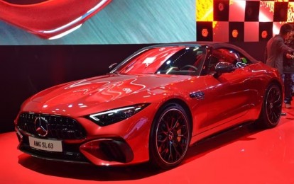 Siêu phẩm hybrid Mercedes-AMG SL 63 S E Performance cập bến Việt Nam: Mạnh hơn 800 mã lực, chỉ có 2 xe