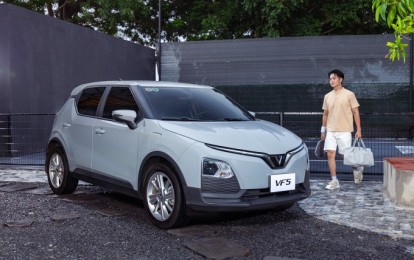 Giao hơn 20.000 xe điện trong tháng 10, VinFast tiếp tục thống trị thị trường ô tô Việt Nam