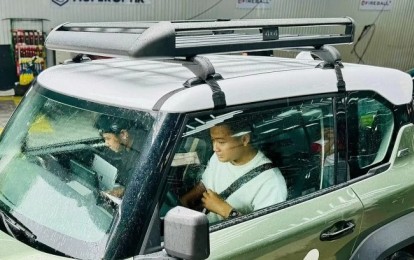 Ô tô gắn giá nóc có bị trượt đăng kiểm? Điều kiện cần để xe vẫn đạt kiểm định