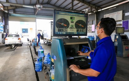 Từ 1/3, kiểm định khí thải ô tô áp dụng quy trình mới với yêu cầu nghiêm ngặt hơn