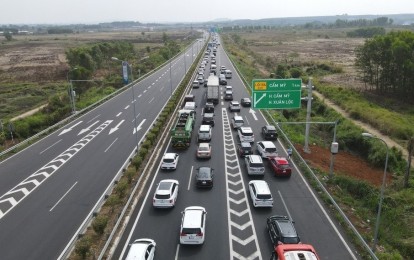 Bộ Xây dựng phê duyệt phương án thu phí trên 5 tuyến cao tốc Bắc - Nam