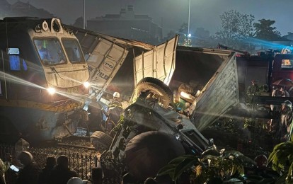 Ô tô gặp nạn tại giao cắt với đường sắt: Những quy tắc an toàn không thể bỏ qua