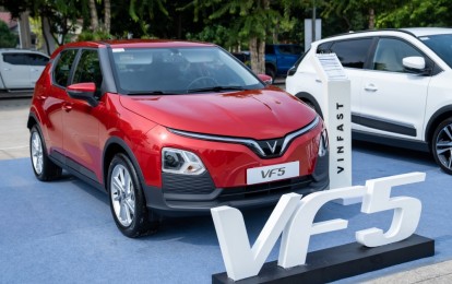 VinFast VF 5 tiếp tục 'một mình một ngựa', bỏ xa toàn bộ đối thủ chạy xăng