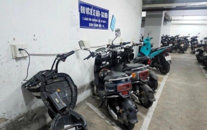 Sạc xe máy điện ngay sau khi sử dụng: Sai lầm có thể ảnh hưởng đến tuổi thọ pin