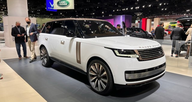 Chiêm ngưỡng tận mắt Rand Rover 2022, 'hàng xóm' của VinFast tại Los Angeles Auto Show 2021