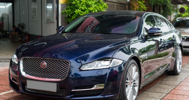 Xế sang Jaguar dùng 3 năm lỗ 3 tỷ khi chỉ di chuyển mới hơn 6.000 km