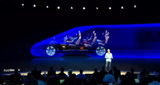 Ford hé lộ mẫu SUV 'siêu tốc' với bộ pin thu nhỏ chỉ bằng 1/3 đối thủ