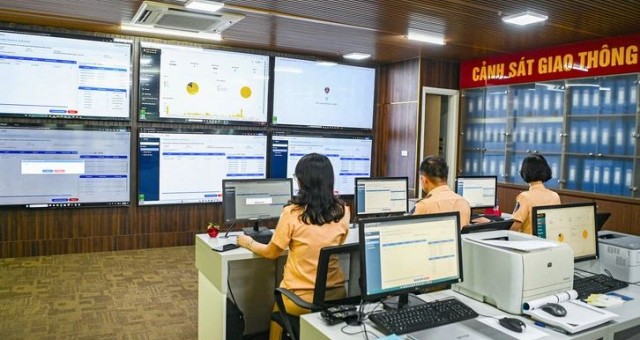 Kết quả đấu giá biển số xe sáng 22/09: 51K-777.77 có giá 3.64 tỷ đồng