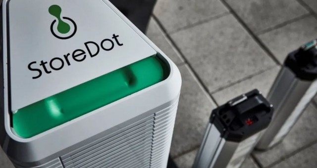 Pin sạc cực nhanh của StoreDot trên ô tô điện VinFast sẽ lộ diện vào năm 2025