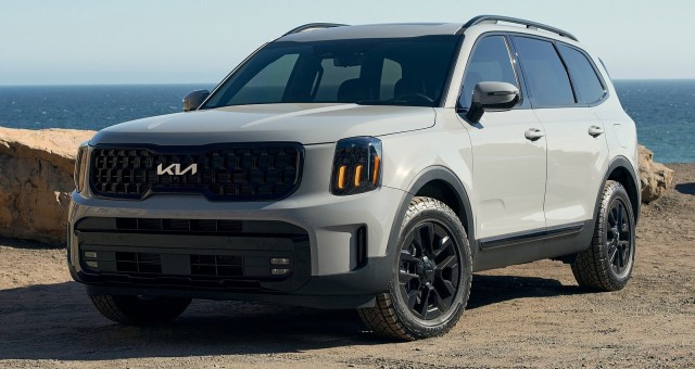 SUV cỡ lớn Kia Telluride 2024 nhận kết quả bất ngờ sau khi hoàn tất các thử nghiệm va chạm