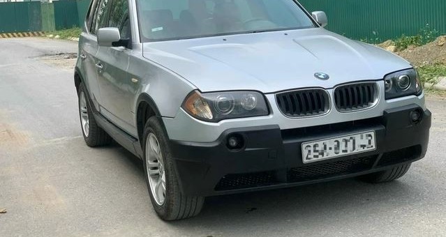 Có nên mua hàng hiếm BMW X3 số sàn đang rao bán chưa tới 200 triệu đồng?