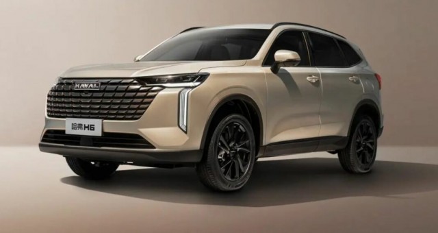 SUV hybrid rẻ nhất phân khúc hạng C ra mắt thế hệ mới tại quê nhà, kèm theo cả phiên bản chạy điện