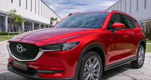TOP 5 SUV gầm cao bán chạy nhất tháng 5/2024: Mazda CX-5 hụt hơi trước bộ đôi nhà Toyota
