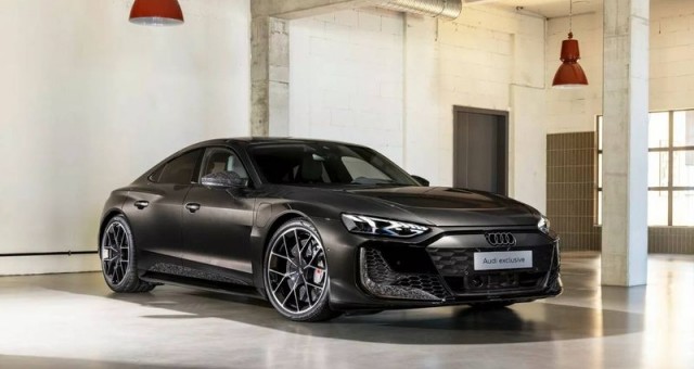 Chiêm ngưỡng Audi Exclusive E-Tron GT 2025 vừa ra mắt, số lượng giới hạn 299 chiếc trên toàn cầu