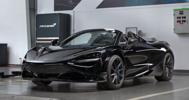 Siêu phẩm McLaren 720S Spider được người đẹp rao bán sau khi lăn bánh vỏn vẹn 2.600 km