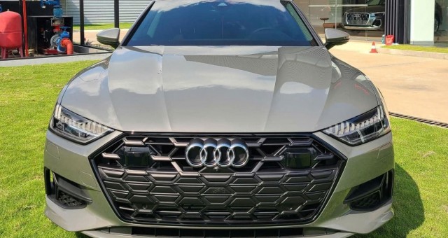 Cận cảnh Audi A7 Sportback 2024 tại đại lý: Giá rẻ hơn, ngang tầm Mercedes E300