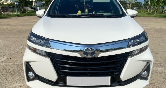 MPV 7 chỗ Toyota Avanza Premio 2019 rao bán chỉ ngang xe hạng A sau 5 năm lăn bánh